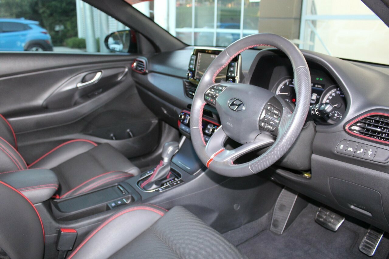 2017 MY18 Hyundai i30 PD MY18 SR D-CT Premium Hatchback Image 26