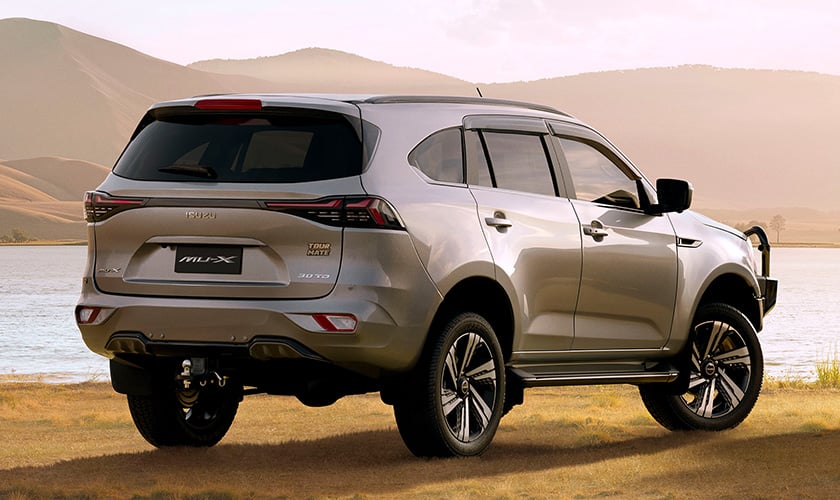 TOWING AND TOURING READY Image