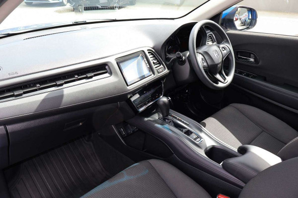 2021 Honda HR-V  VTi SUV Image 7