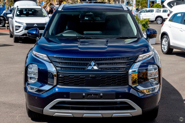 2025 MY24 Mitsubishi Outlander ZM Aspire SUV Image 2