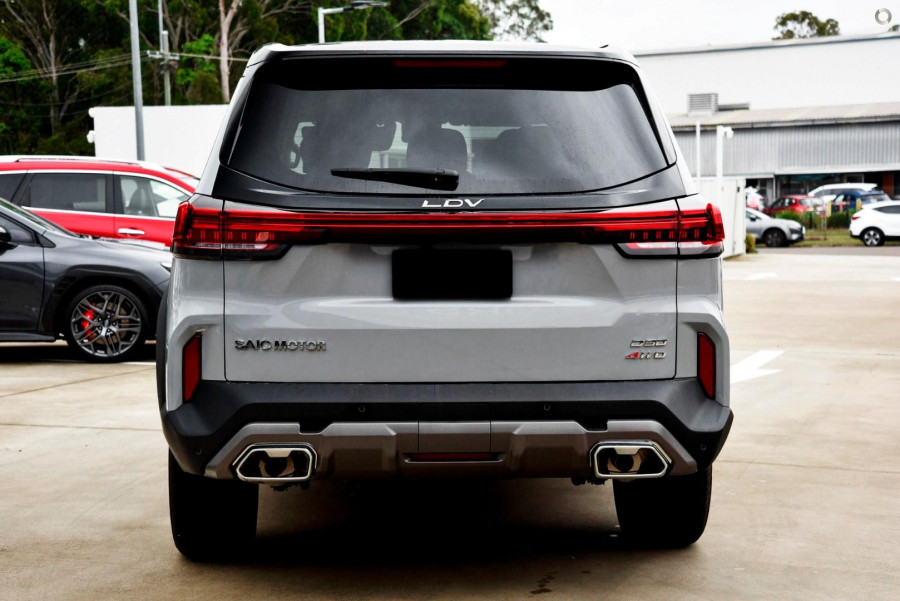 2026 MY25 LDV D90 SV9A Executive SUV Image 3
