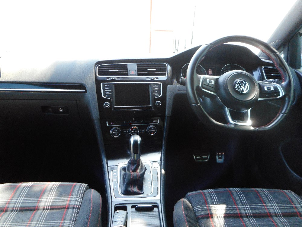 2015 Volkswagen Golf 7 GTI Hatch Image 15