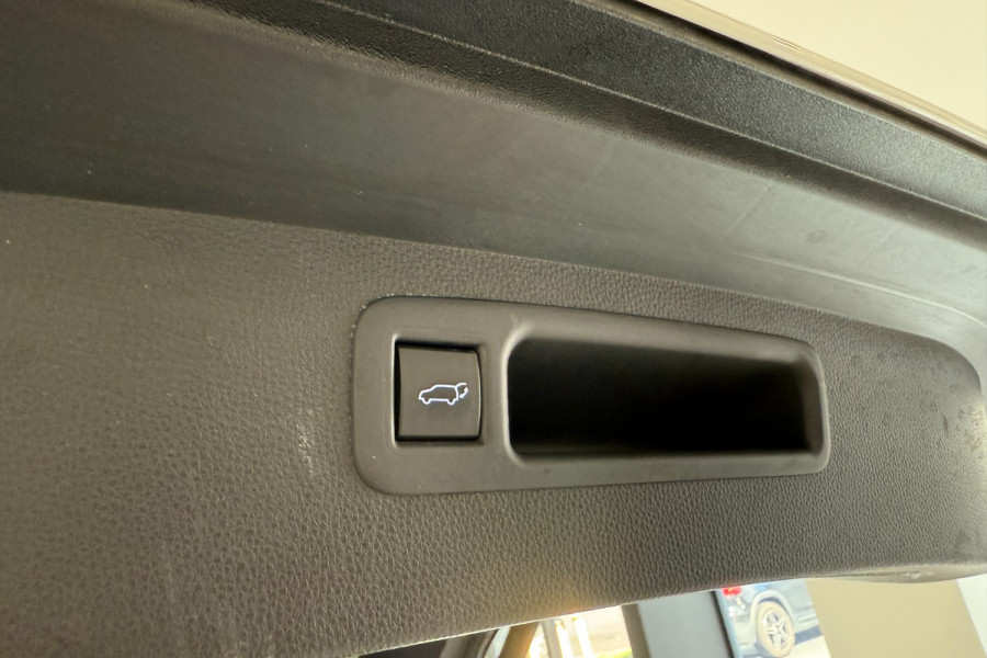 2021 Toyota Kluger GSU70R Grande SUV Image 11