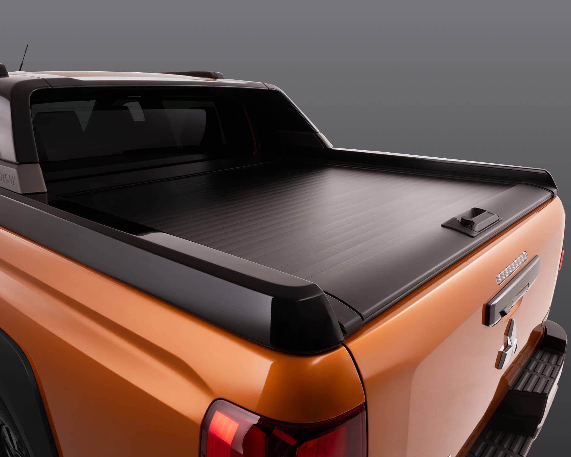Manual Roll Top Tonneau Cover - suits Sailplane