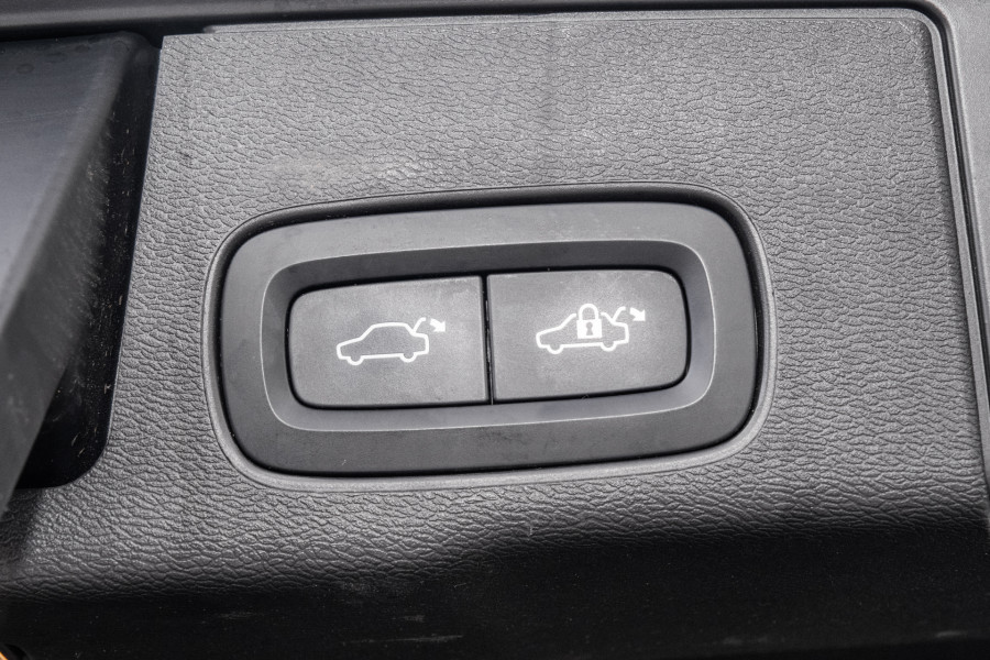 2022 Volvo XC60 UZ B5 Inscription SUV