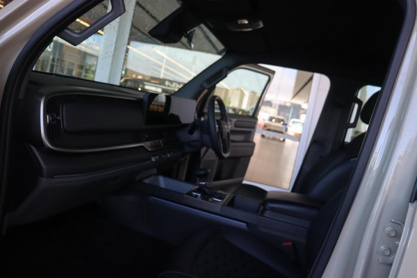 2025 MY26 Kia Tasman TK SX+ Ute Image 28