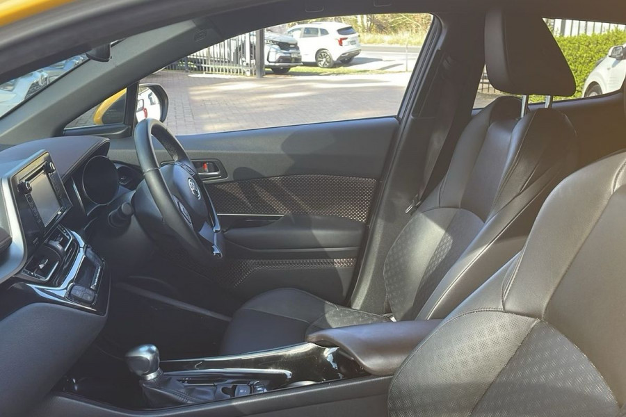 2017 Toyota C-HR NGX10R Koba SUV Image 21