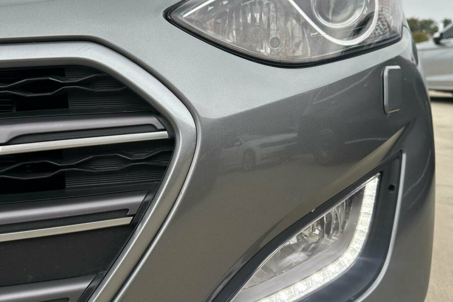2016 Hyundai i30 GD3 Series II SR Premium Hatch Image 10