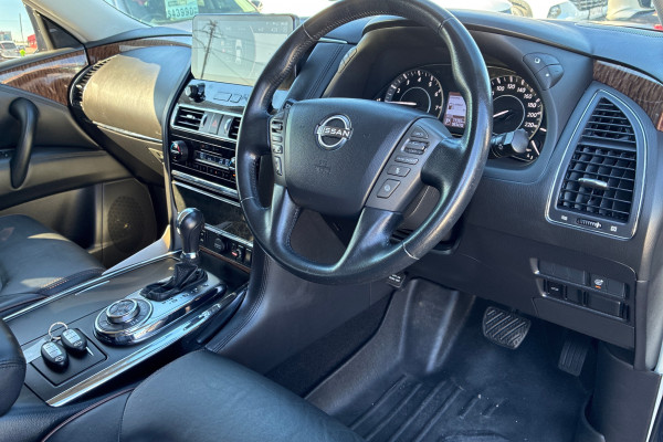 2022 Nissan Patrol Y62 Ti SUV Image 18