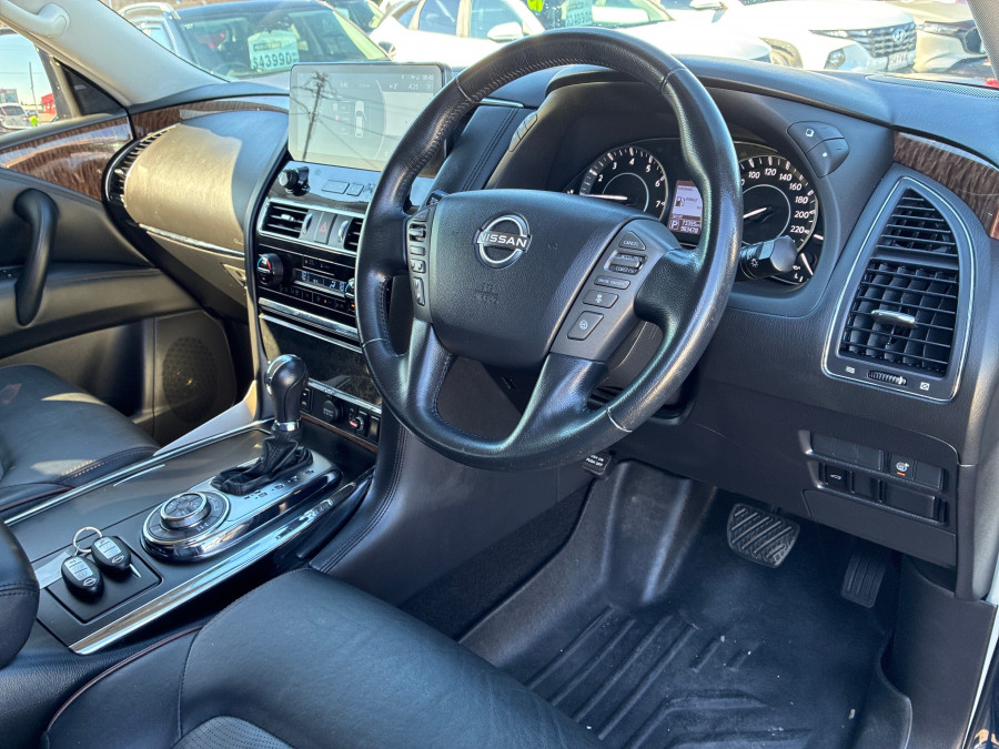 2022 Nissan Patrol Y62 Ti SUV Image 18