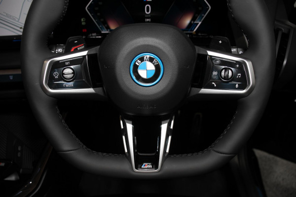 2026 BMW X3 G45 30e xDrive SUV image 12