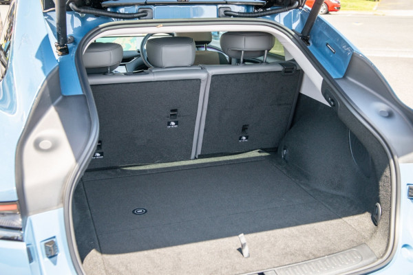 2026 MG IM6 PERFORMACE 100KWH SUV Image 20
