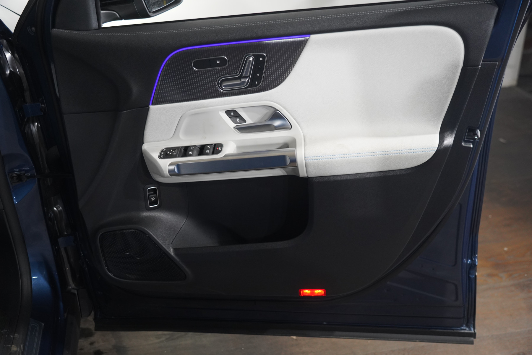 2023 Mercedes-Benz Eqb 350 4matic Edition 1 SUV Image 30