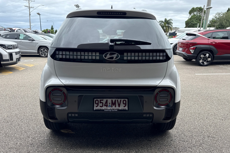 2025 Hyundai Inster  Cross SUV Image 6