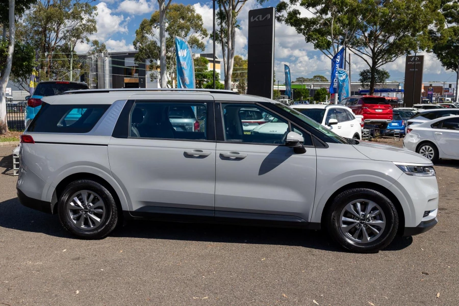 2023 Kia Carnival KA4 S People Mover Image 3