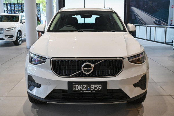 2024 MY25 Volvo XC40 XZ Plus B4 SUV Image 2