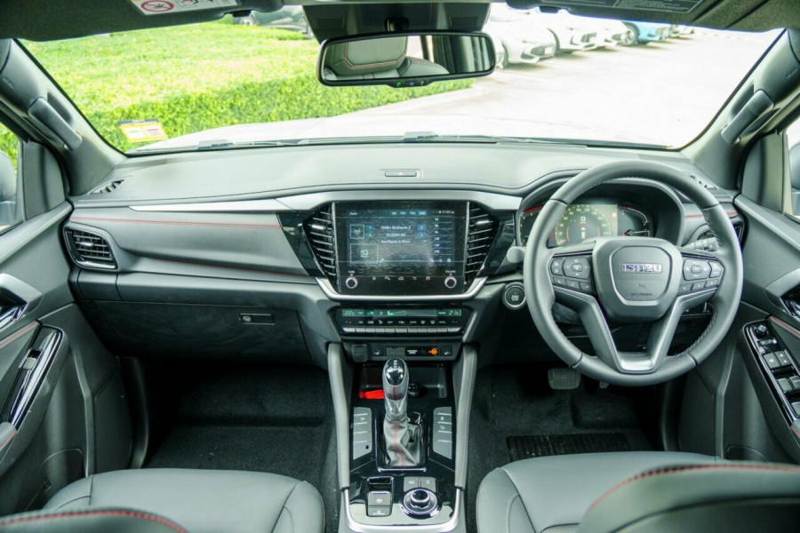 2025 Isuzu MU-X RJ X-TERRAIN SUV Image 20