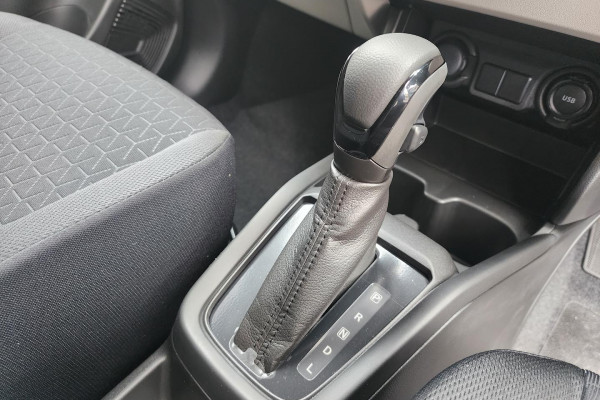 2026 Suzuki Swift UZ Hybrid Hatch Image 14