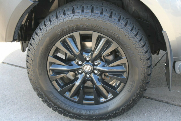 2018 Nissan Navara D23 Series 3 ST-X King Cab Pickup Image 15