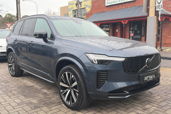2025 MY26 Volvo XC90 L Series Plus T8 Plug-in Hybrid Dark SUV Image 1