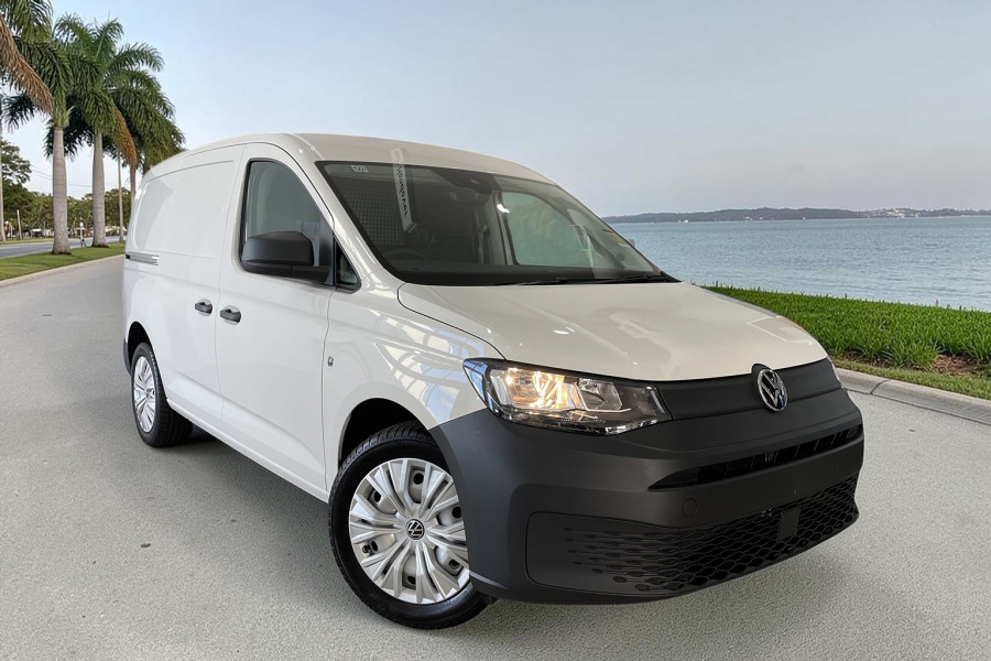 2025 Volkswagen Caddy 5 Maxi Van Image 1