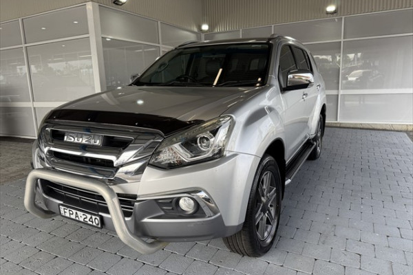 2017 Isuzu MU-X LS-T SUV