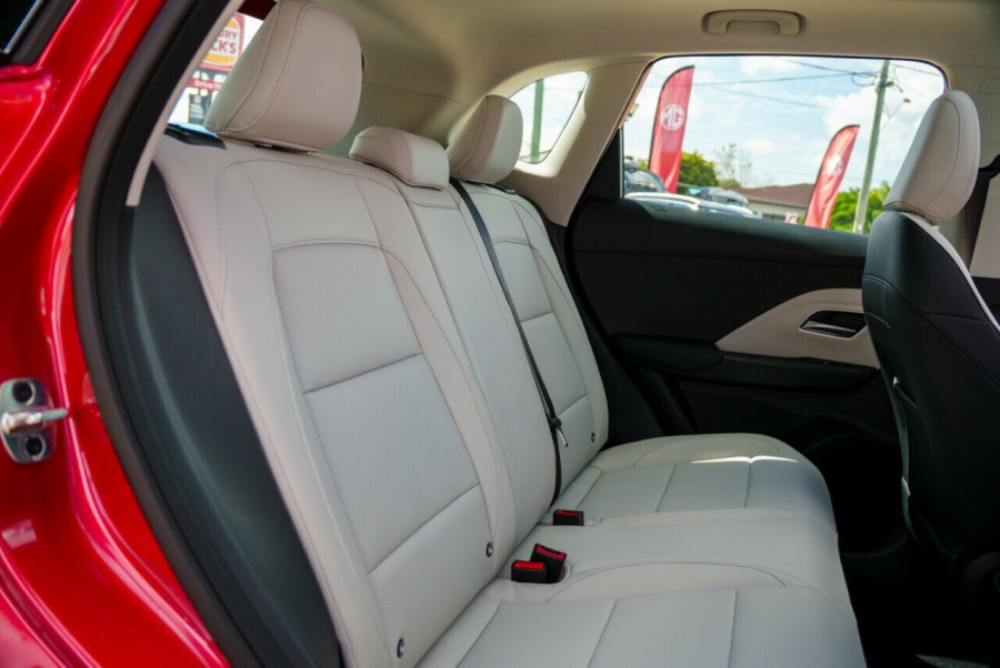 2024 MY24.5 MG ZS ZS32 Essence Hybrid+ SUV Image 8