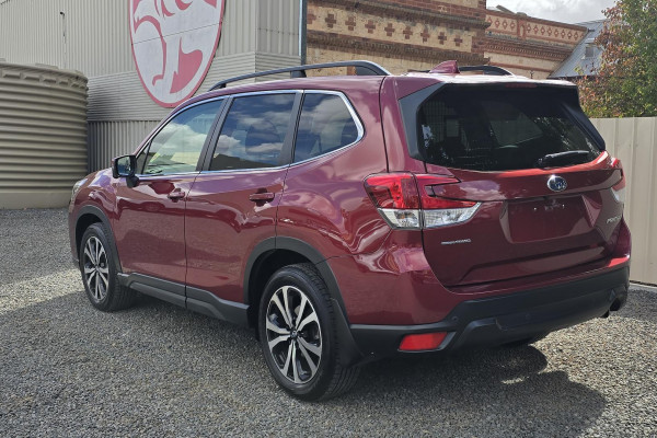 2021 Subaru Forester S5 2.5i Premium SUV Image 6