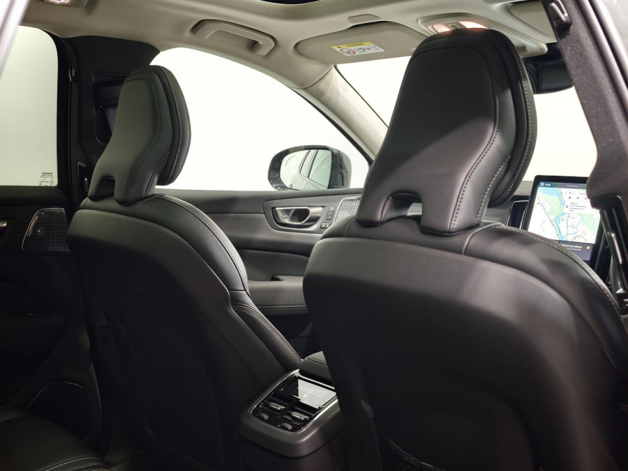 2025 MY26 Volvo XC60 UZ Ultra B5 Dark SUV Image 13