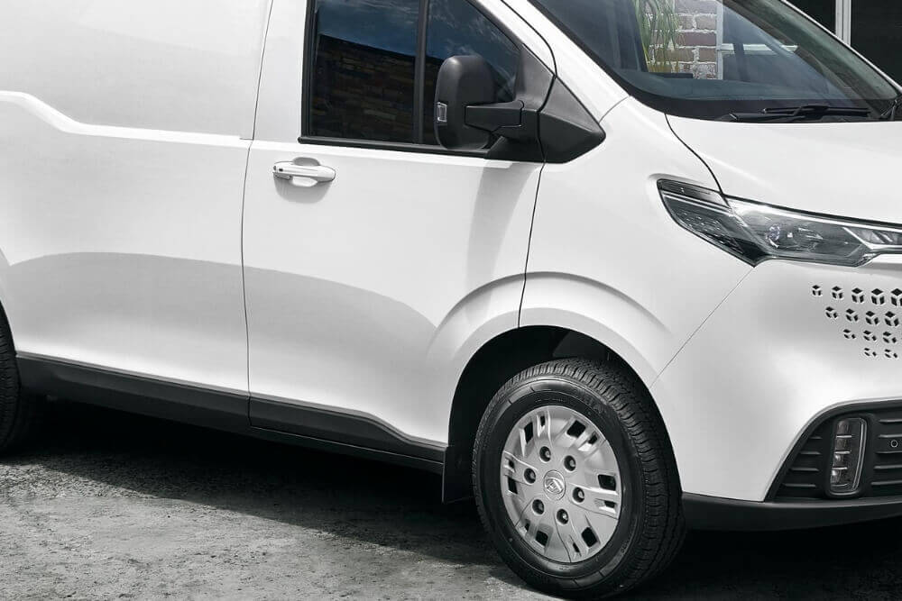 KEYLESS ENTRY AND START Image