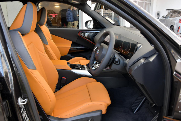 2026 BMW X3 G45 30e xDrive SUV image 6