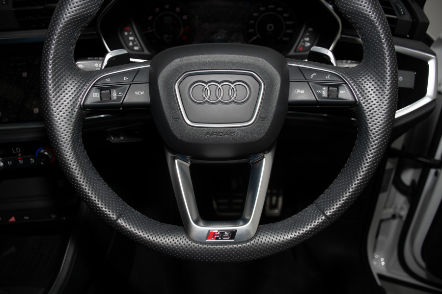 2024 Audi RS Q3 SUV Image 17