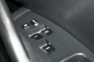 2012 Hyundai Veloster FS + Coupe Hatchback image 29