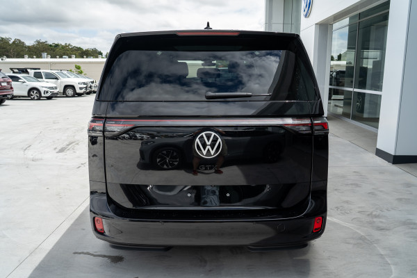 2025 Volkswagen ID. Buzz EB GTX People Mover Image 5