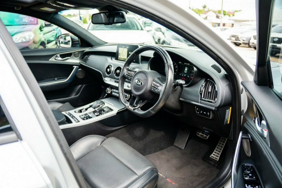 2020 Kia Stinger CK GT-Line Coupe Image 18