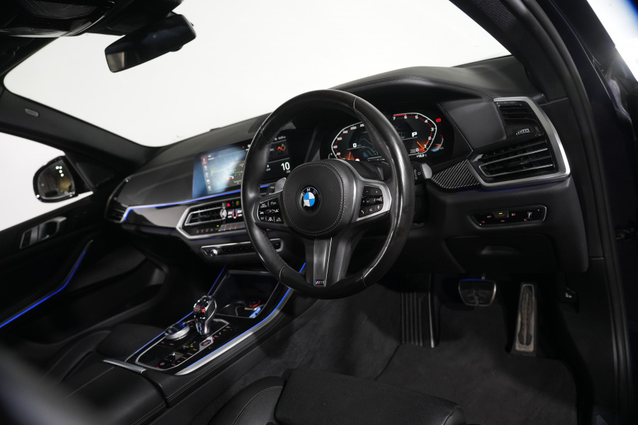 2021 BMW X5 M50i SUV Image 12