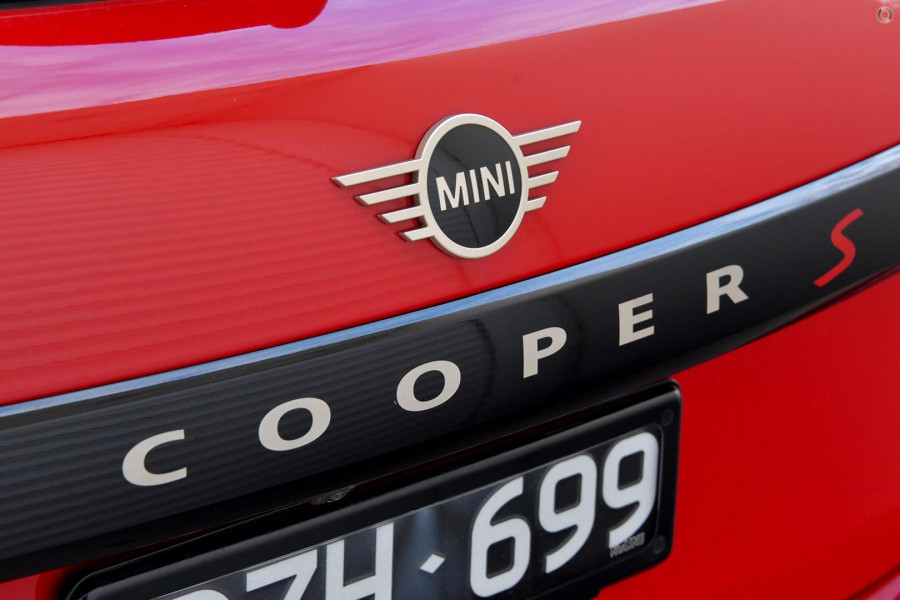 2026 MY25 MINI Cooper F65 S Favoured Hatch