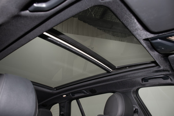 2022 BMW X5 xDrive30d SUV image 5