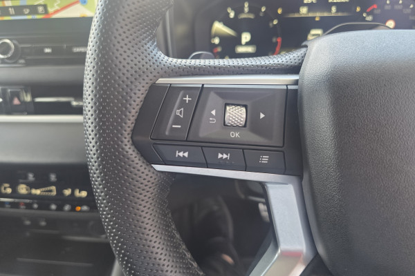 2025 Mitsubishi Outlander ZM Exceed SUV Image 19