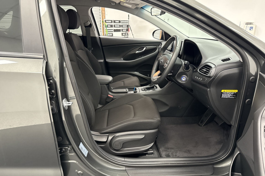 2020 Hyundai i30 PD2 Active Hatch Image 20