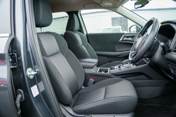 2024 Mitsubishi Outlander ZM LS SUV Image 18