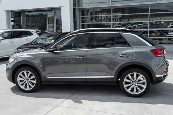 2022 MY23 Volkswagen T-Roc D11 110TSI Style SUV Image 3