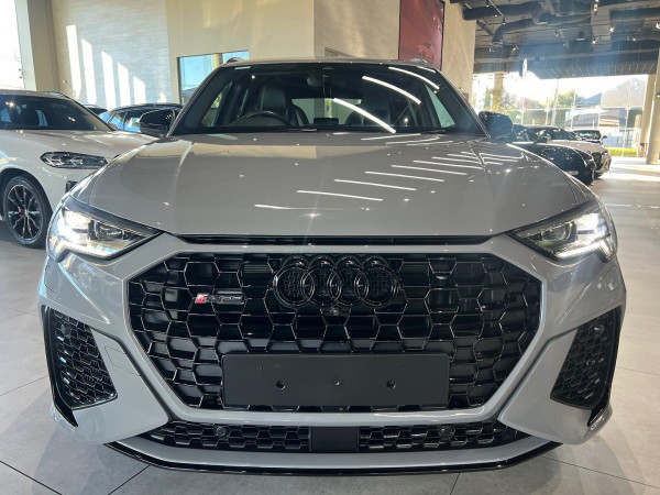 2024 Audi RS Q3 F3  SUV image 8