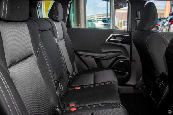 2025 Mitsubishi Outlander ZM ES SUV Image 7