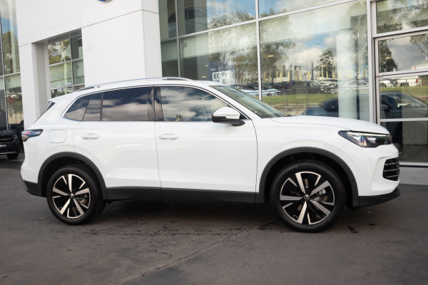 2025 MY26 Volkswagen Tiguan CT 150TSI eHybrid Elegance SUV image 3