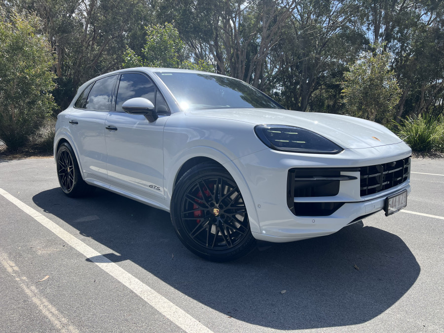 2024 Porsche Cayenne 9YA II GTS SUV Image 1