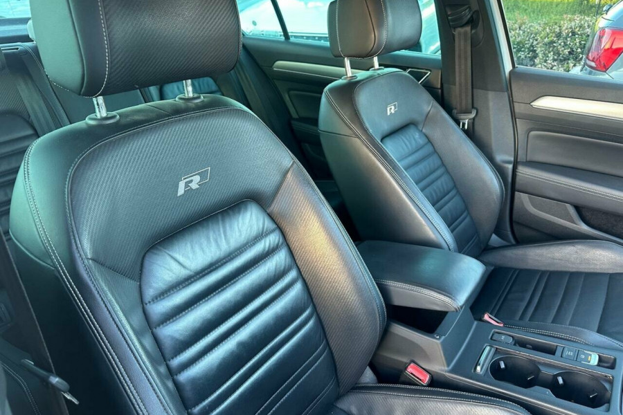 2017 MY18 Volkswagen Passat B8 206TSI R-Line Sedan Image 13