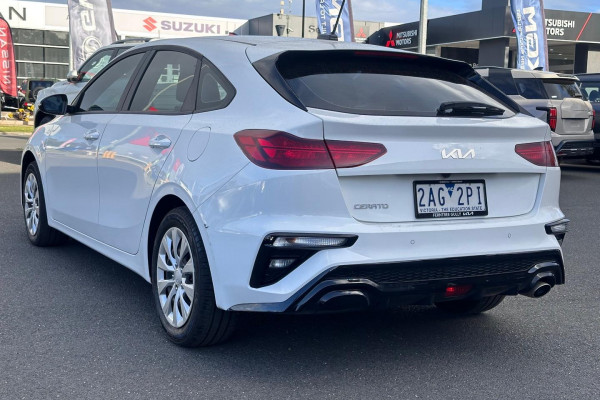 2024 Kia Cerato BD S Hatch Image 7