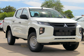 Mitsubishi Triton GLX ADAS Double Cab Pick Up 4WD MR