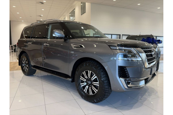 2022 Nissan Patrol Y62 Ti-L SUV Image 1